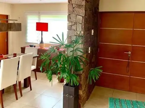 Casa en Venta en Pinamar, USD 477.000