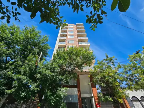 Departamento dos ambientes con cochera    ID 5427