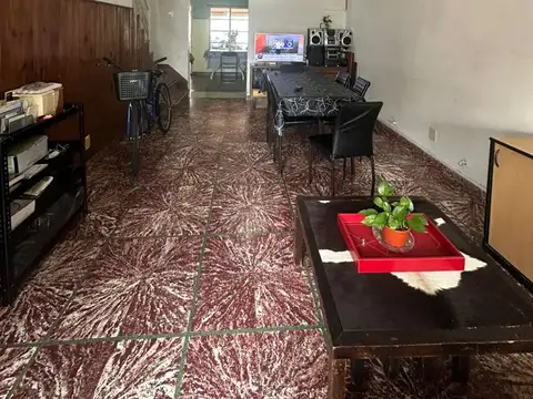 Depto Tipo Casa en Venta de 4 ambientes