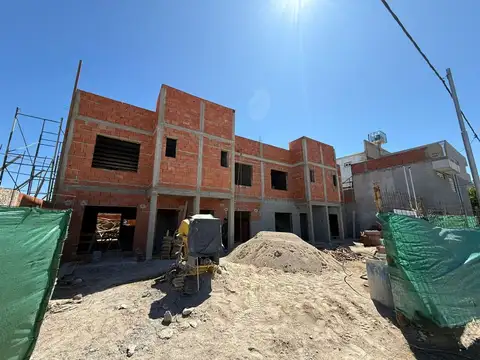 VENTA, DUPLEX 2 DORMITORIOS A ESTRENAR!