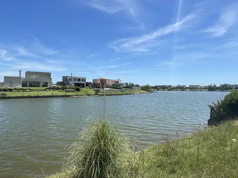 Terreno en Venta en San Sebastián, USD 74.000