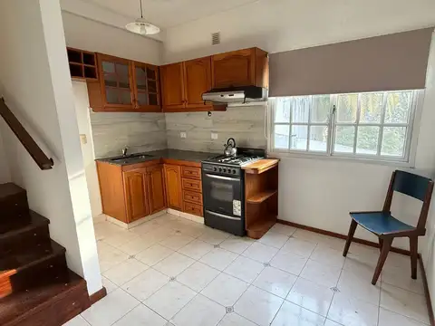 Depto Tipo Casa en Alquiler de 2 dormitorios