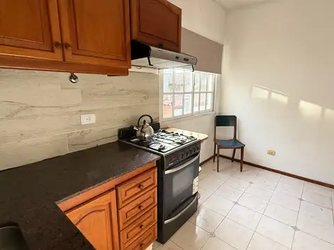Depto Tipo Casa en Alquiler en Olivos, $ 1.700.000