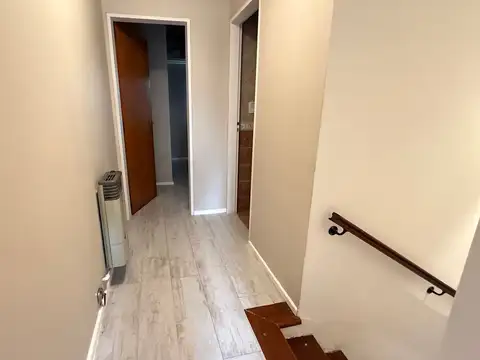 Depto Tipo Casa en Alquiler 26 años