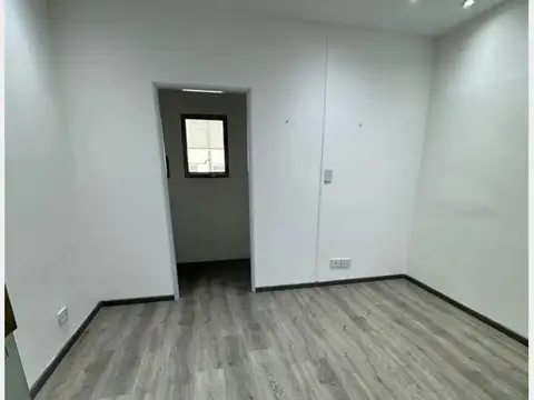 Oficina en Alquiler 20 años