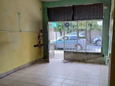 Local en Alquiler en Zarate, $ 450.000