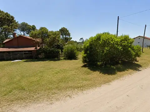 Terreno en Venta en Pinamar, USD 35.000