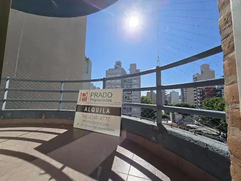 Mtro. Brin 3000, Piso 6