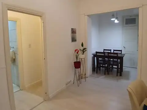 Alquiler departamento 2 ambientes - interno - patio - Arenales 2100 - Plaza Colón