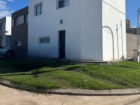 Duplex en Venta - Valle Cercano