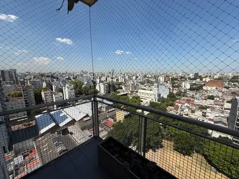 HERMOSO DEPARTAMENTO 3 AMBIENTES EN EDIFICIO TORRE - TODO LUZ Y SOL