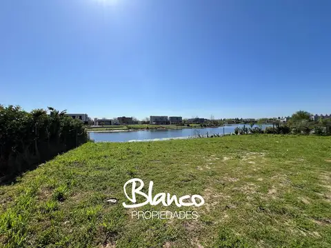 Casa en Venta en San Matias, USD 440.000
