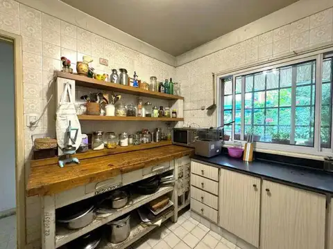 Casa 6 ambientes con 3 baños