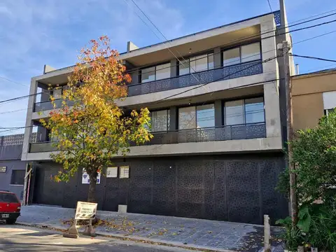 Departamento en Venta en Villa del Parque, USD 250.000