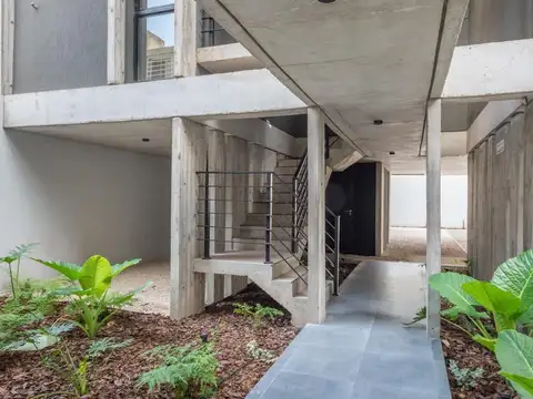 Intendente Abel Costa 300, Piso 1