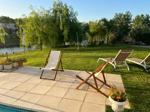 Casa en Venta en El Canton, USD 325.000