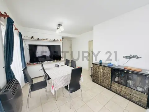 MUÑOZ 2000, Piso 3