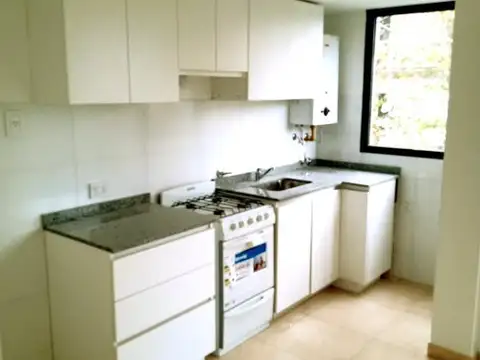 MARIANO MORENO 4000, Piso 1