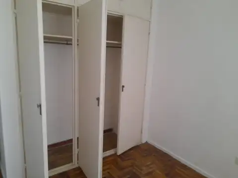 Departamento en Alquiler en Villa del Parque, $ 580.000