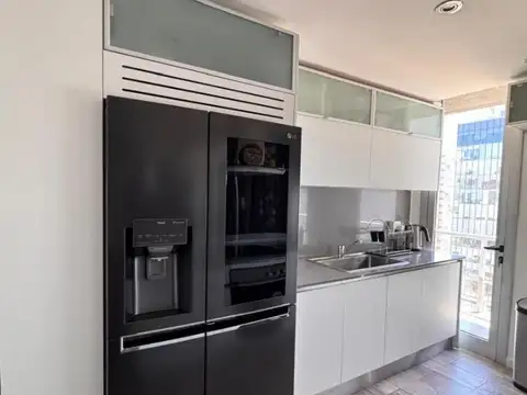 Penthouse vista al rio en dos plantas en venta Olivos