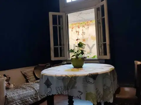Departamento 10 ambientes con 2 baños