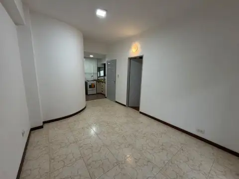 Depto Tipo Casa en Alquiler de 1 dormitorio