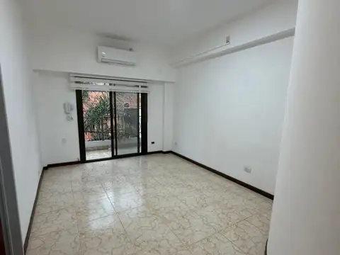 Depto Tipo Casa en Alquiler en Munro, $ 650.000