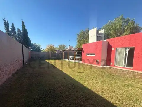 calle Tirasso 4600, Piso 0