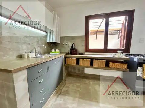 Depto Tipo Casa 2 ambientes con 1 baño