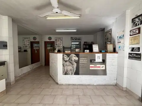 Local en Alquiler en Rafael Calzada, $ 600.000