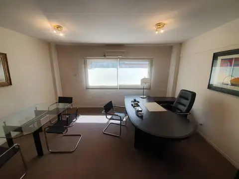 Oficina 2 ambientes con 1 baño