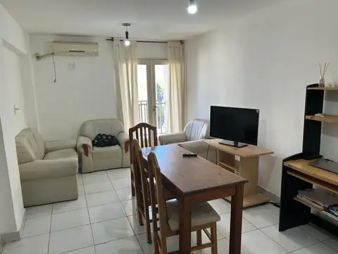 Departamento 4 dormitorios Barrio Guemes 