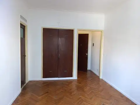 Departamento en Alquiler en Microcentro, $ 290.000
