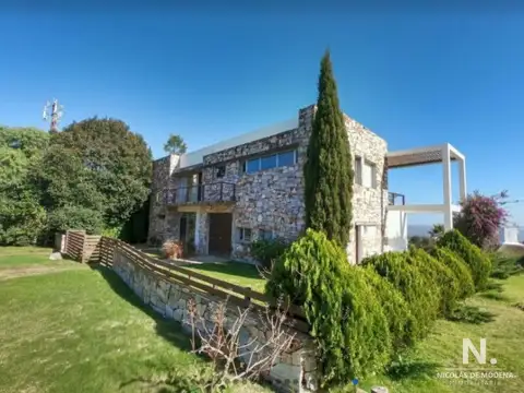 Casa en venta, hermosa vista.