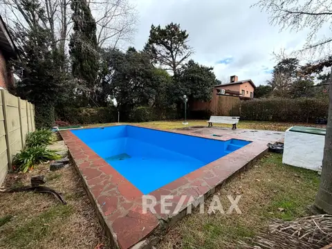 VENTA CASA 5 AMB CON PILETA Bº MIRASOLES- PILAR