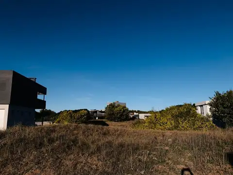 VENTA DE LOTE 511 BARRIO RESIDENCIAL I COSTA ESMERALDA