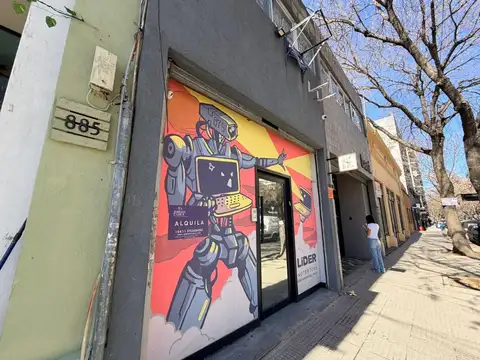 Muy buen local comercial en Velasco y Serrano