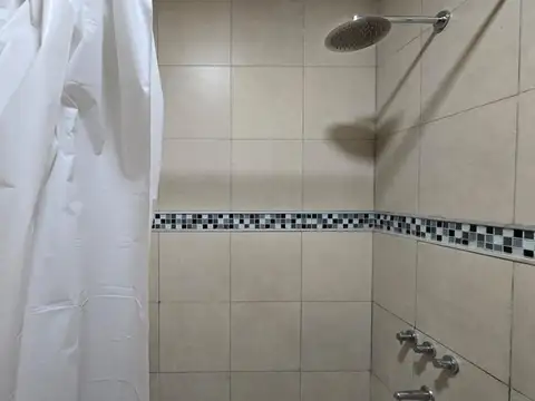 Depto Tipo Casa en Alquiler de 2 dormitorios