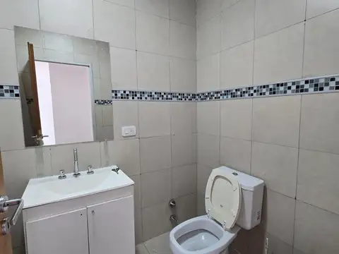 Depto Tipo Casa en Alquiler de 3 ambientes
