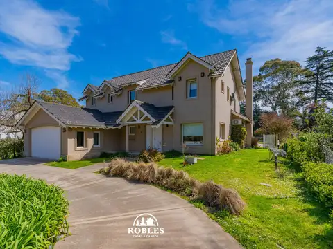 Casa en Venta de 5 dormitorios
