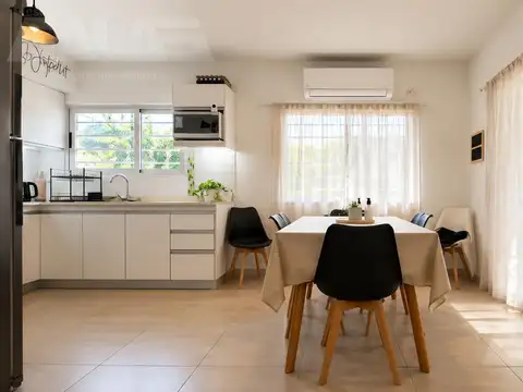 Depto Tipo Casa en Venta con 2 cocheras