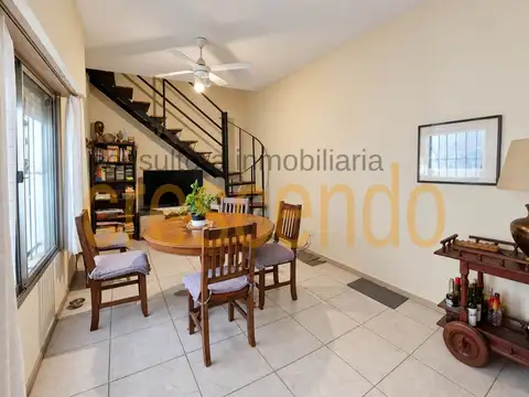 Depto Tipo Casa 5 ambientes con 3 baños