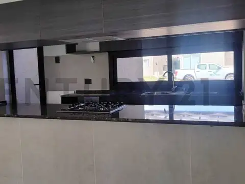 Casa en Alquiler en Luján de Cuyo, USD 1.100