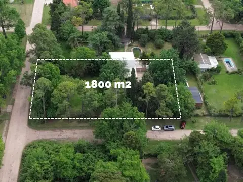 Casa en Roldán sobre terreno de 1800 m2