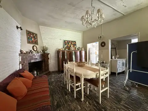 Casa en Roldán sobre terreno de 1800 m2