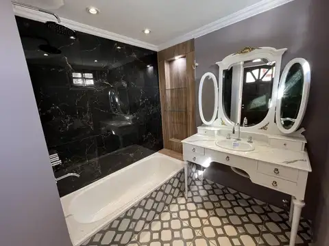 Depto Tipo Casa en Venta de 3 dormitorios