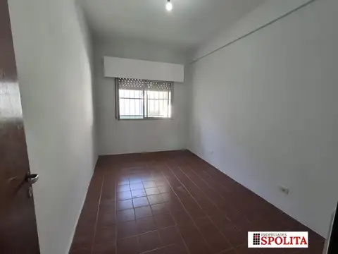 Depto Tipo Casa en Alquiler en Jose Leon Suarez, $ 450.000