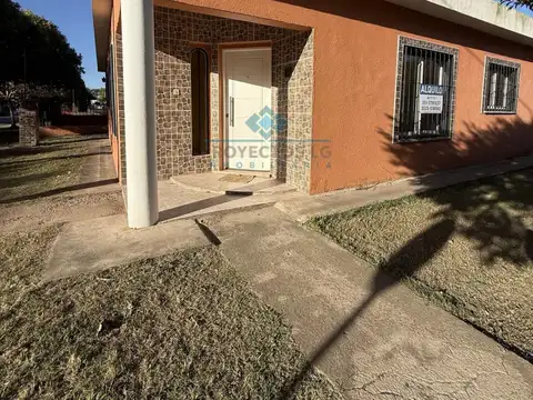 Casa en Alquiler en Colonia Caroya, $ 650.000