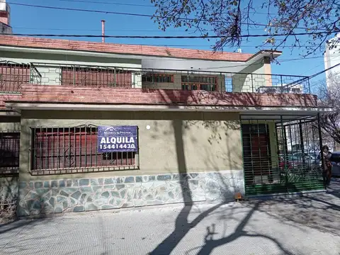 Casa en Alquiler de 4 dormitorios