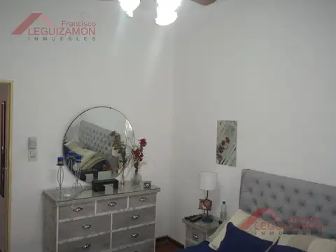 EXCELENTE UBICACION - MUY BUEN ESTADO - MULTIFAMILIAR  - IDEAL INVERSOR - FAMILIA NUMEROSA